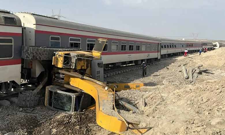 Iranian passenger train derails, killing at least 17