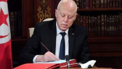 Tunisia's president to publish new draft constitution in Official Gazette