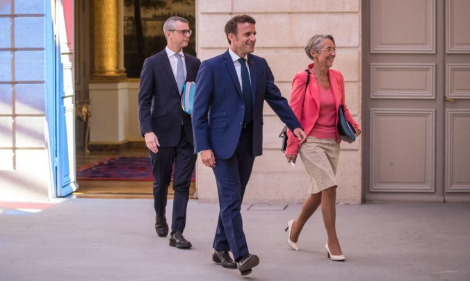 France: President Macron and Elisabeth Borne face a turbulent return