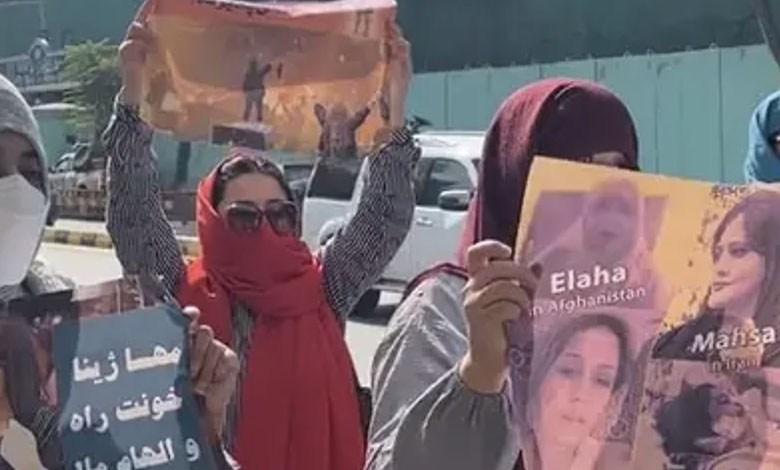 Iran - Hijab Uprising Demands Overthrow of Regime