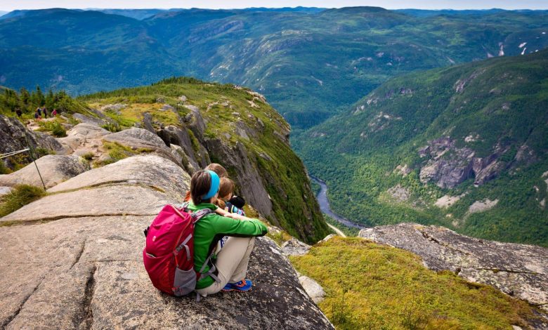 5 of the Best places for your last fall hikes