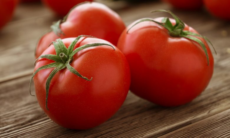 Consuming tomatoes for two weeks would be beneficial for health