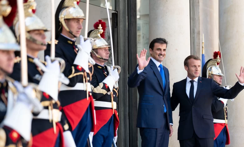 French president praises Qatar's efforts to generate billions in investments