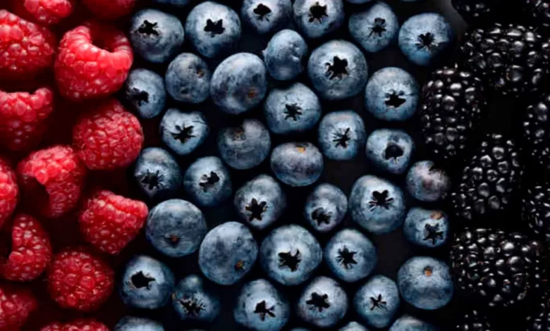 6 berries to include in your diet after 50