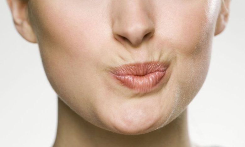 How to remove wrinkles around the lips?