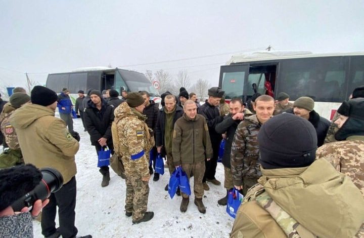 With the assistance of UAE humanitarian efforts and mediation, 63 military personnel were released from captivity in Ukraine
