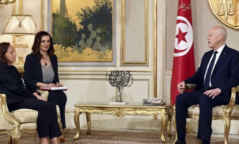 La France rejoint l'Italie en appelant à soutenir la Tunisie