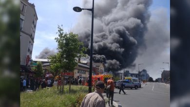 A warehouse fire broke out late Tuesday morning in Seine-Saint-Denis. A warehouse fire broke out late Tuesday morning in Seine-Saint-Denis. Smoke is visible from the capital. A fire is underway this Tuesday