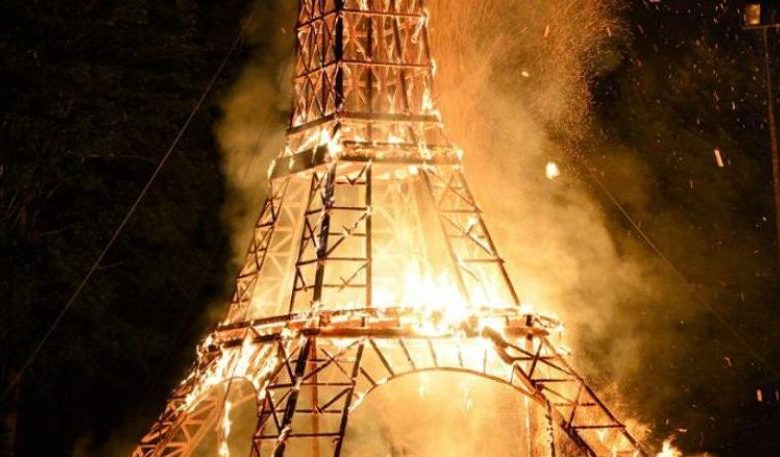 Did the Eiffel Tower burn in the protests in France?