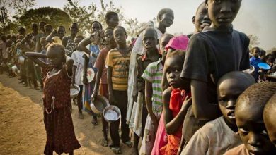 The Sudanese are facing hunger after the halt of their salaries