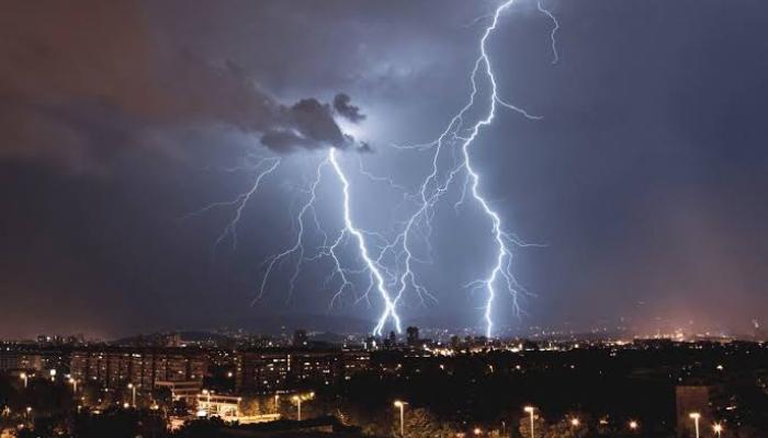 A violent hailstorm will shake Lyon- here's what the weather report says 