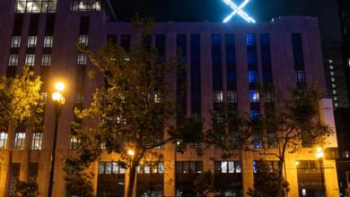 Removal of the X Logo from Twitter's Headquarters Roof After Complaints