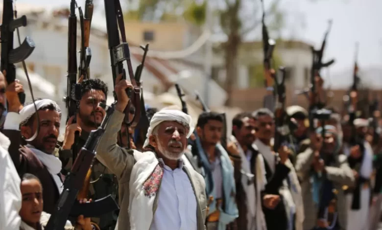Threatening the Stability of the South... Yemen's Brotherhood Resorts to a Service War - Why?