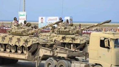 Military parade exposes houthi militias' lies