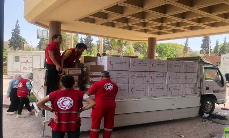 First aid trucks enter Gaza as Israeli attacks escalate 