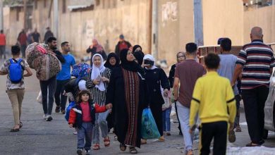 How long of bombing and death?" Palestinians are "Lost" in the streets of Gaza 