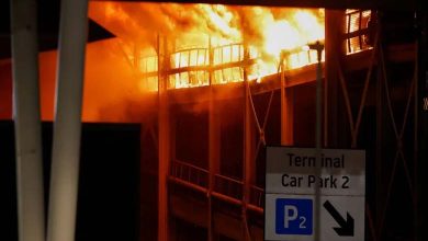 Massive fire at London Airport leads to suspension of all flights 