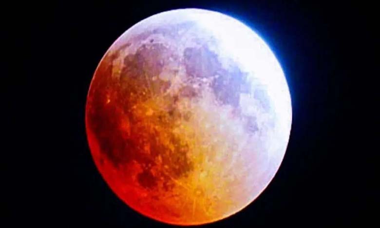 Partial Lunar Eclipse for 4 hours and 25 minutes on Saturday 