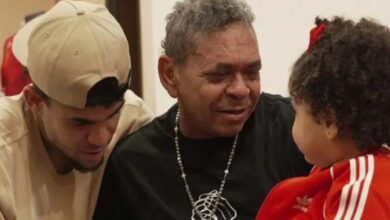 After being kidnapped for 12 days, Luis Diaz meets his father for the first time