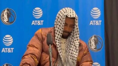 Contrary to his club's position... American basketball star surprises fans with 'Palestinian Kufiyah' (Video) 