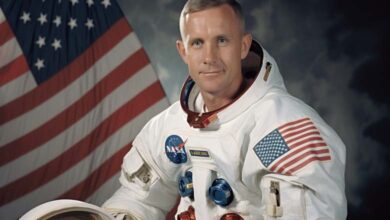 Death of American Astronaut Frank Borman... Commander of the first moon mission 