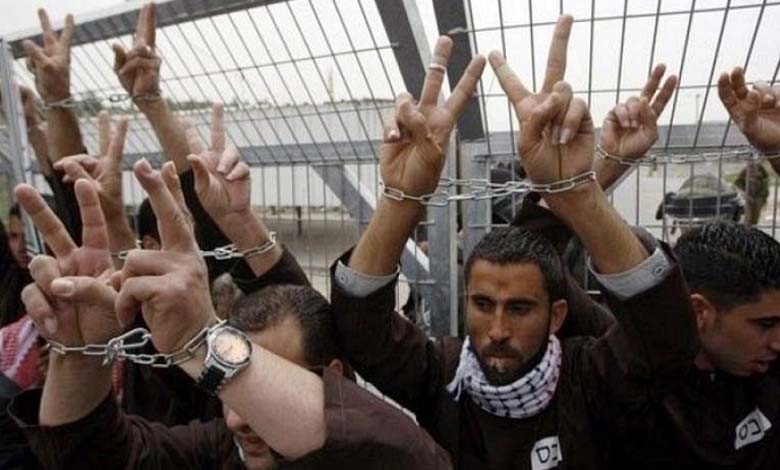 Release of detainees and arrests continues... Israeli approach to pressure the prisoners' file