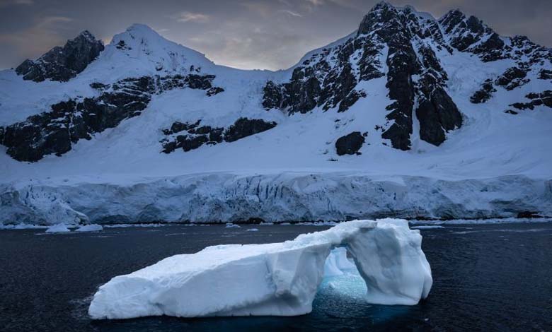 World's largest iceberg 'moves' after 37 years of stagnation 