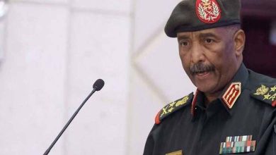 Al-Burhan dispels hopes for peace, pledging to continue the war