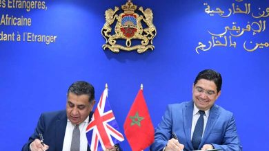 Calls urging Britain to end its hesitation in recognizing the Moroccan Sahara