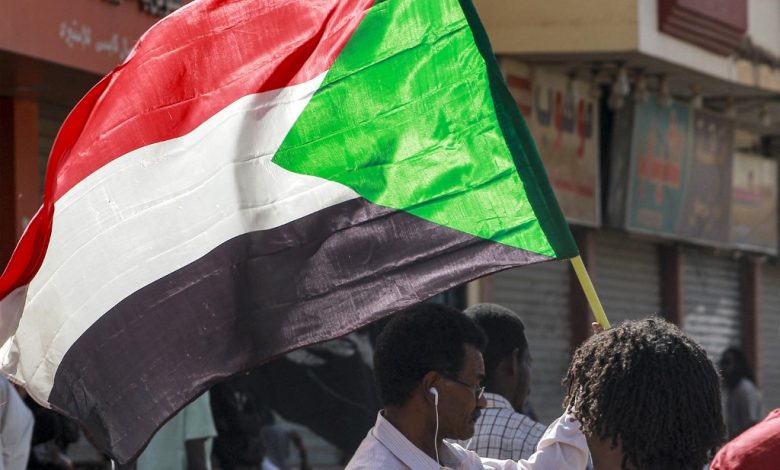 Do the Muslim Brotherhood succeed in returning to the political scene in Sudan? 