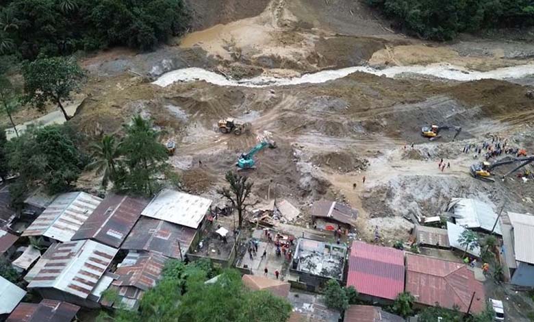 Victims of Gold... 98 Killed in Landslide in the Philippines (Photos)