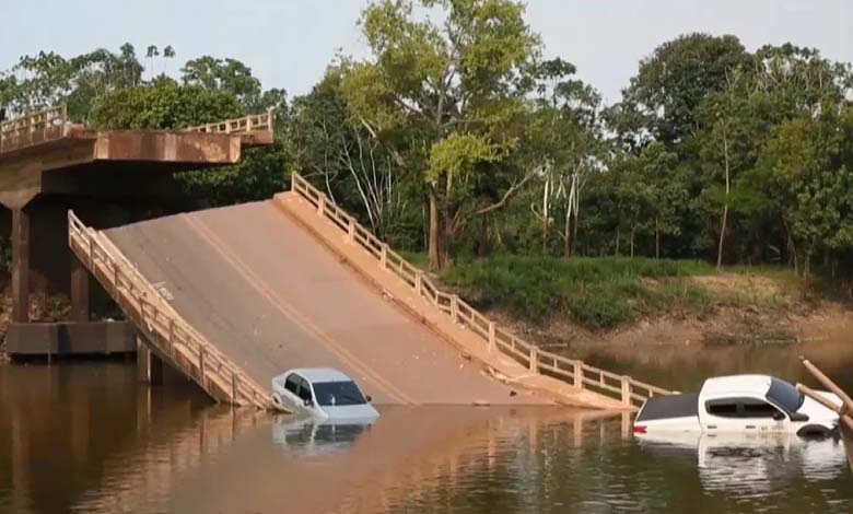 Bridge collapse in Brazil