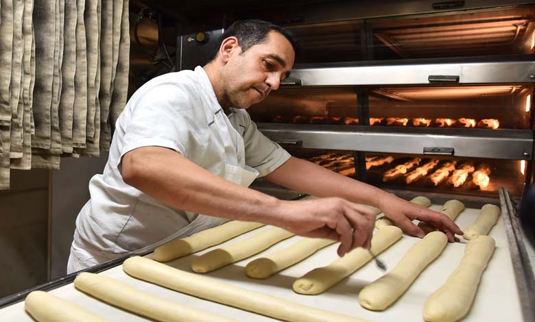 France reclaims world record for longest baguette