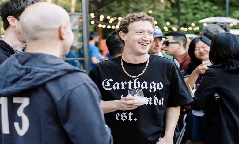 Mark Zuckerberg Angers Tunisians with Phrase on His Shirt