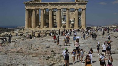 Extreme heat drives Greek authorities to close the famous Acropolis Site