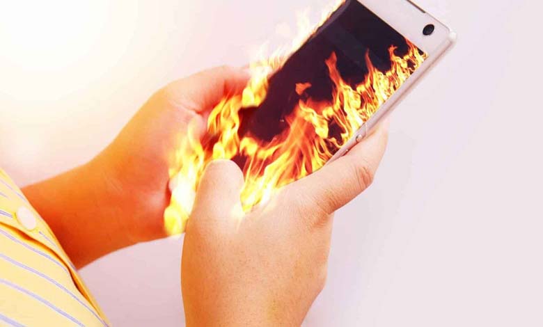 Features to Stop Using to Avoid Overheating Your Phone