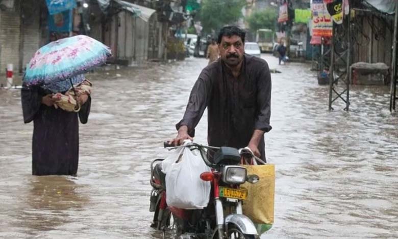 Floods and torrential rains kill at least 30 in Pakistan