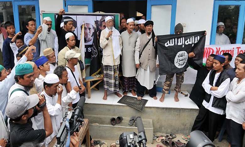 It seeks to establish a caliphate... What do you know about the Islamic group in Indonesia?