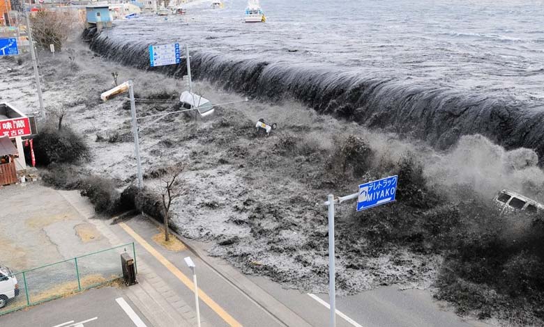 After a 5.9-magnitude earthquake, Japan warns of tsunami risk on its remote islands