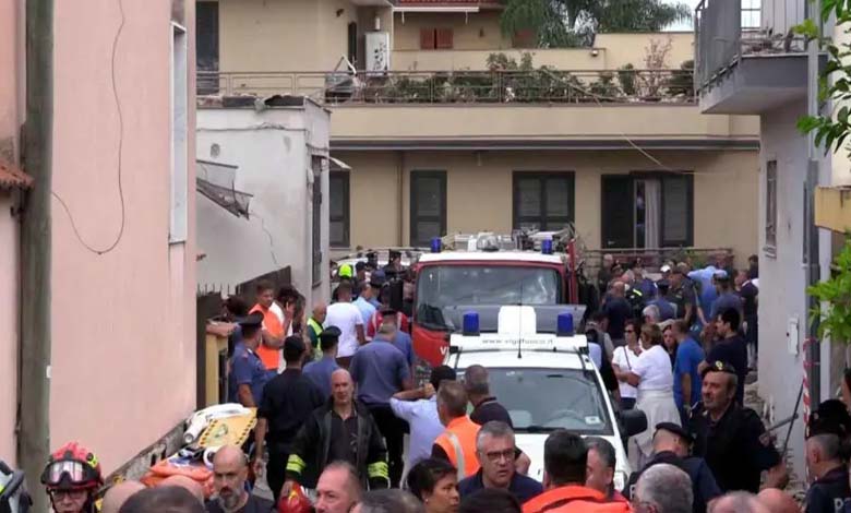 Among them two children: 3 dead in building collapse in southern Italy