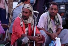 Due to the Stubbornness and Poor Management of the Muslim Brotherhood... The Sanitation Workers' Crisis in Taiz Worsens