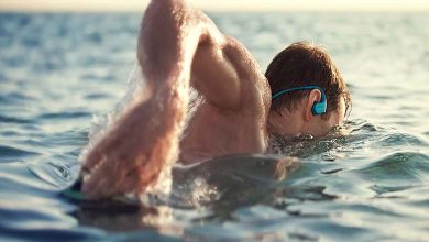 New technology allows swimming enthusiasts to listen to music underwater