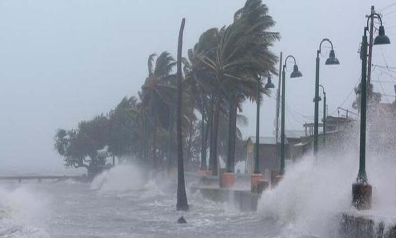 Warning of Huge Waves: "Kirk" Threatens the East Coast of America