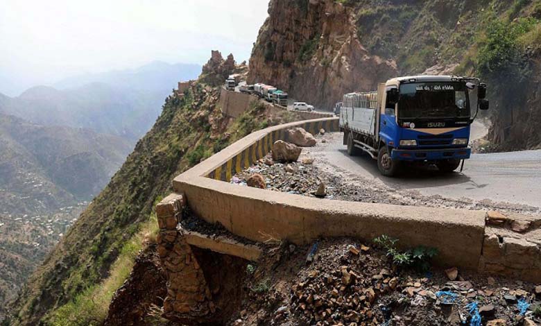 Due to the Brotherhood and the Houthis... Disasters and Tragedies on the Roads of Taiz