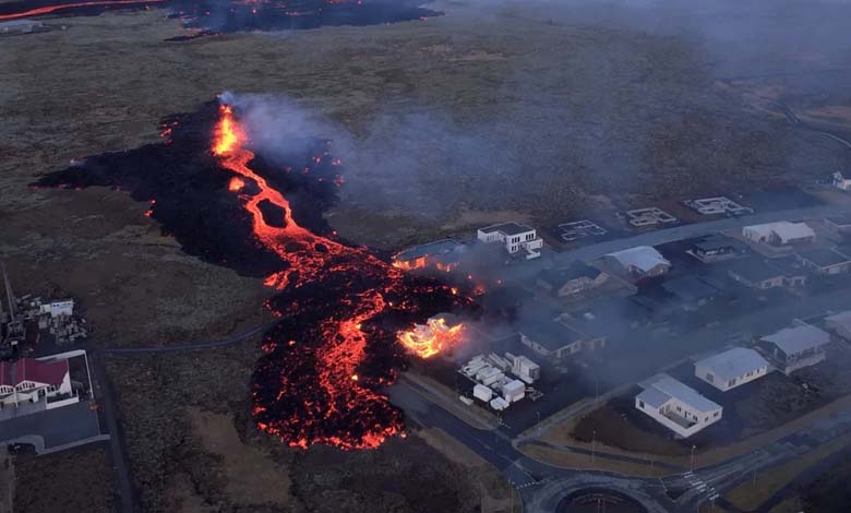 Volcanic Eruption Covers Parking Lot at Iceland Resort