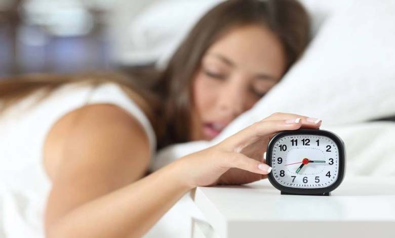 Waking Up "Without an Alarm": Why Does It Make You Feel Refreshed?