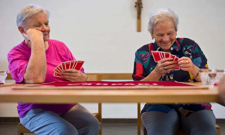 Entertainment: A Necessity for the Happiness of Seniors