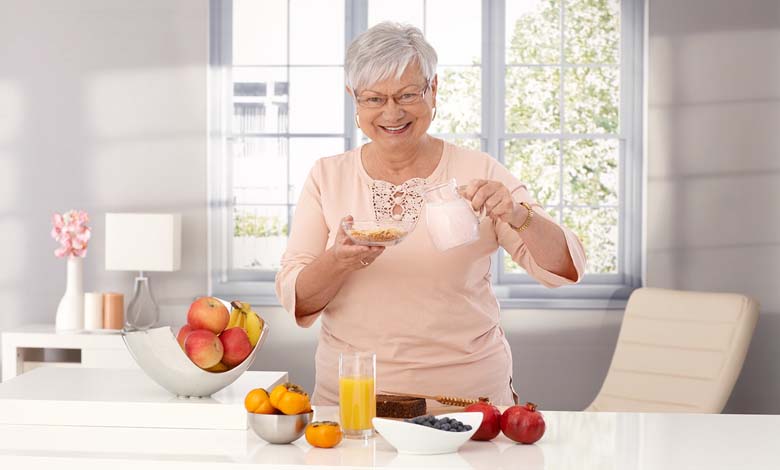 How to Maintain Proper Nutrition for Seniors?