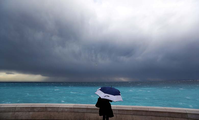 Alert and Readiness: Storm "Hermine" Approaches France and Portugal