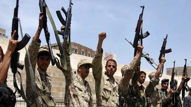 Kalashnikov Instead of a Pen: Yemeni University Students as Fuel for Houthi Fronts